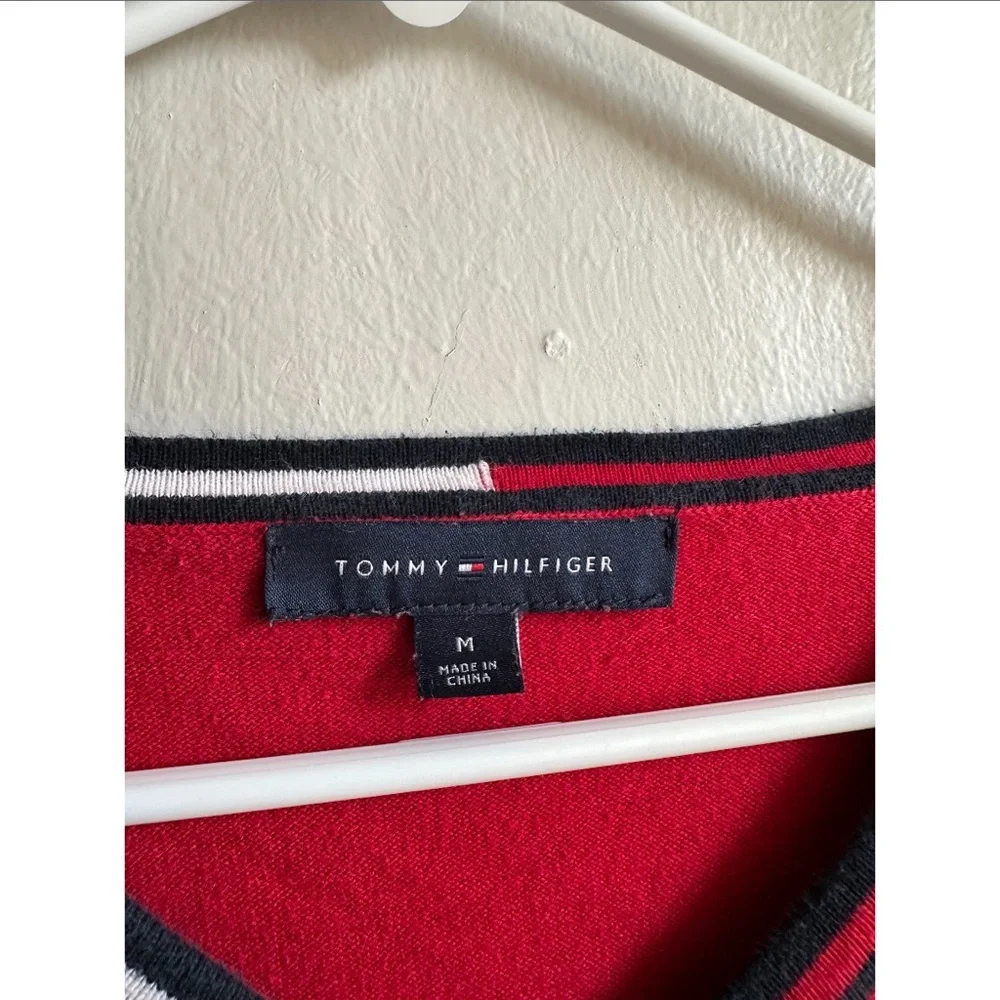 Vintage Tommy Hilfiger sweater - Picture 3 of 5